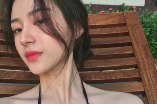 草根评《单身男女2》：轻松别致直面内心